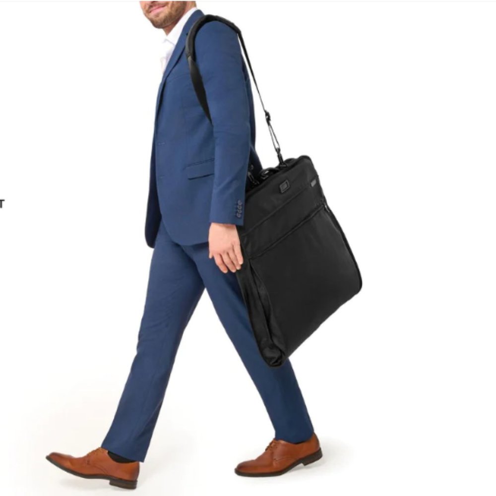 Briggs & Riley Black Travel Bag